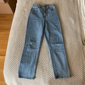 ABERCROMBIE | Curve Love 90s Straight Ultra High Rise